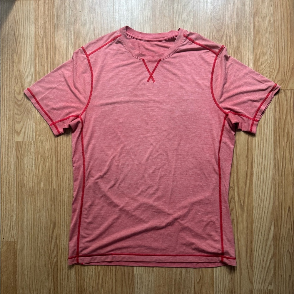 Lululemon Mens Large Athletic Training Shirt Pink Red Contrast Seam Short Sleeve
